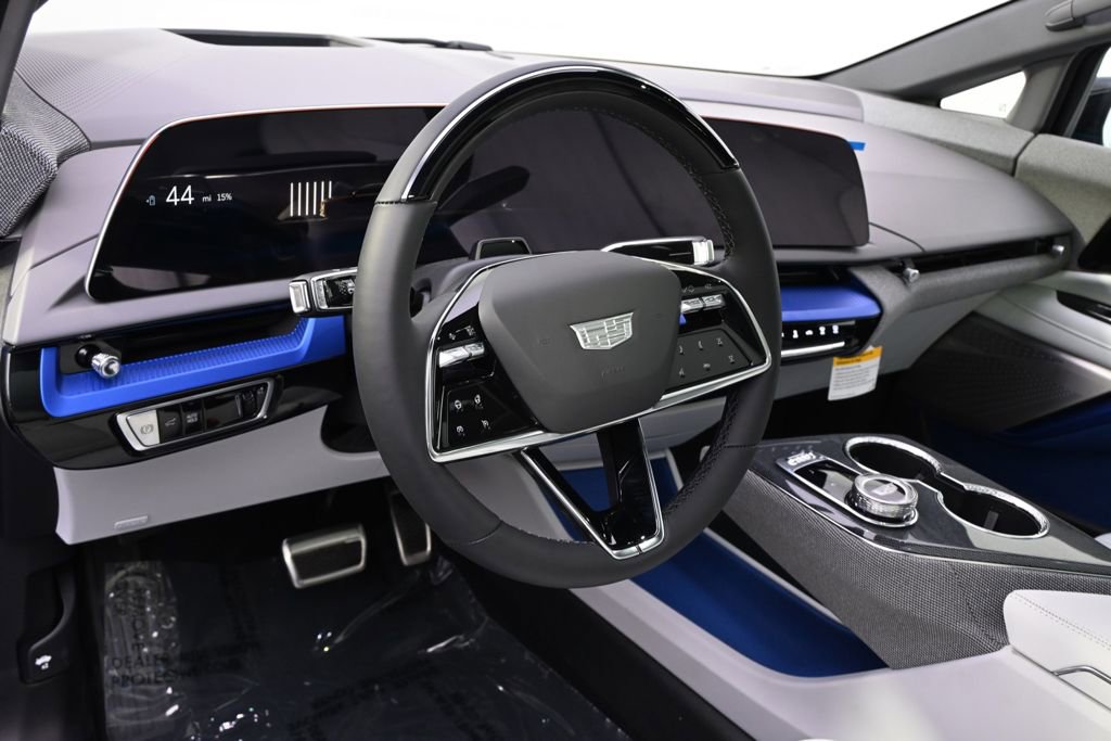 New 2026 Cadillac Optiq Luxury 2 AWD/4WD image 11