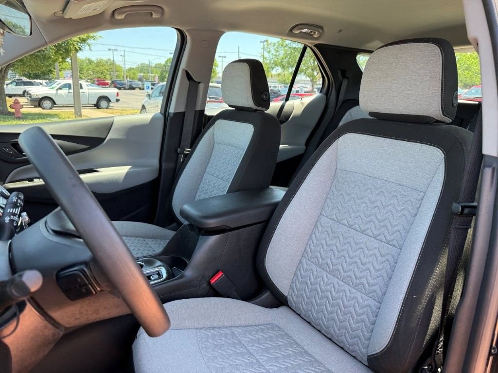 Used 2024 Chevrolet Equinox LS AWD/4WD image 13