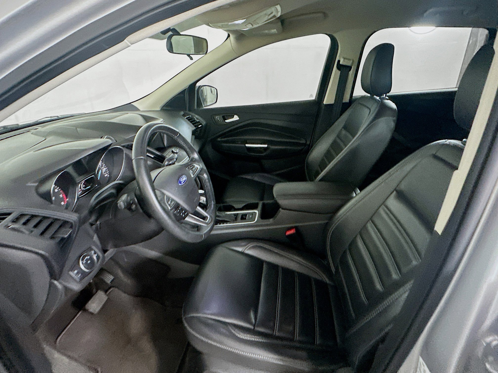 Used 2019 Ford Escape SEL image 13