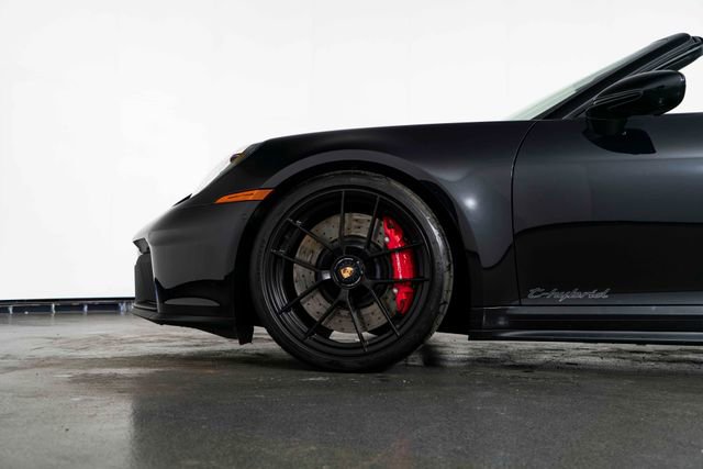 Used 2025 Porsche 911 Carrera 4 GTS image 12