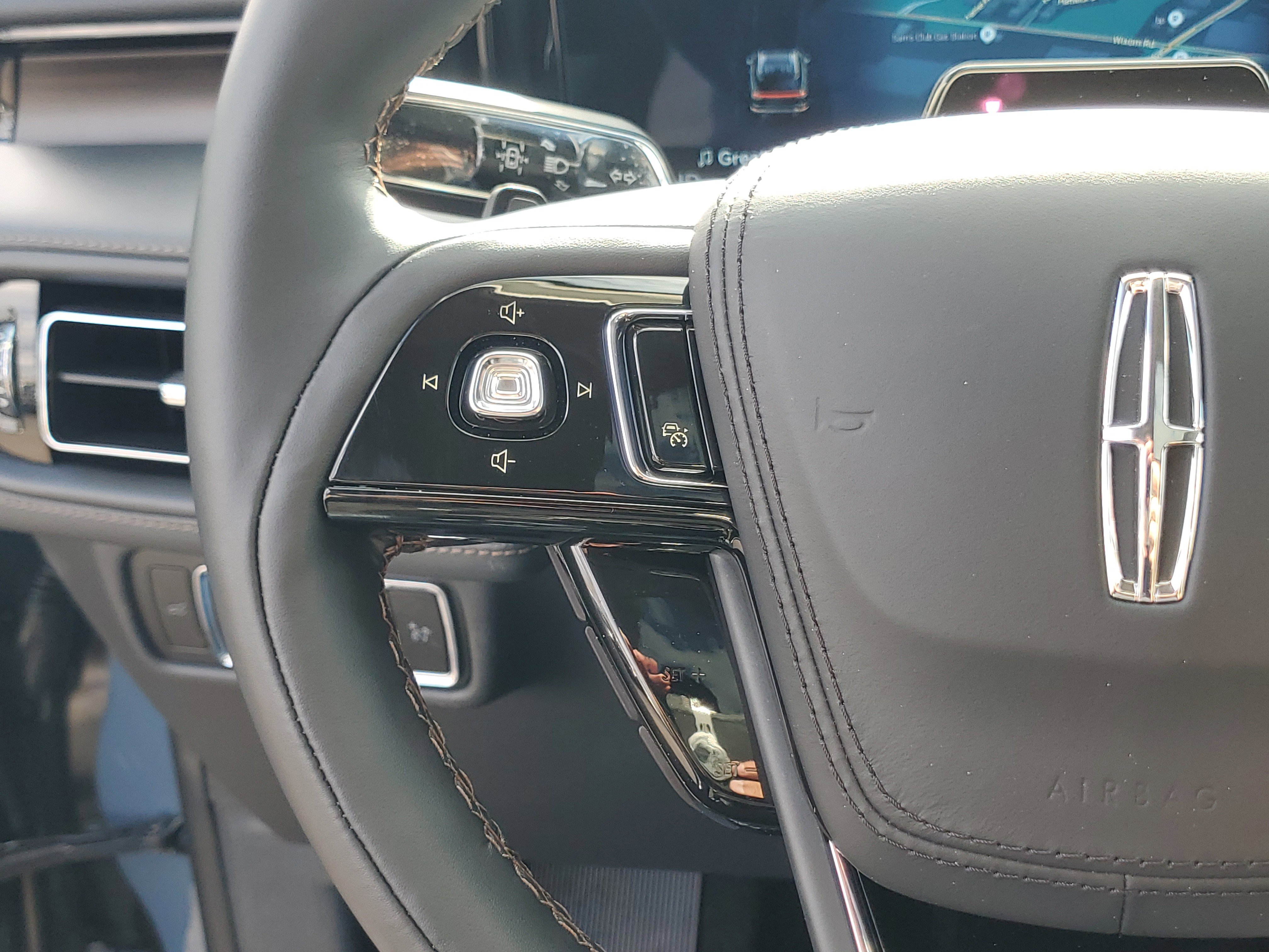 New 2026 Lincoln Aviator Reserve image 16