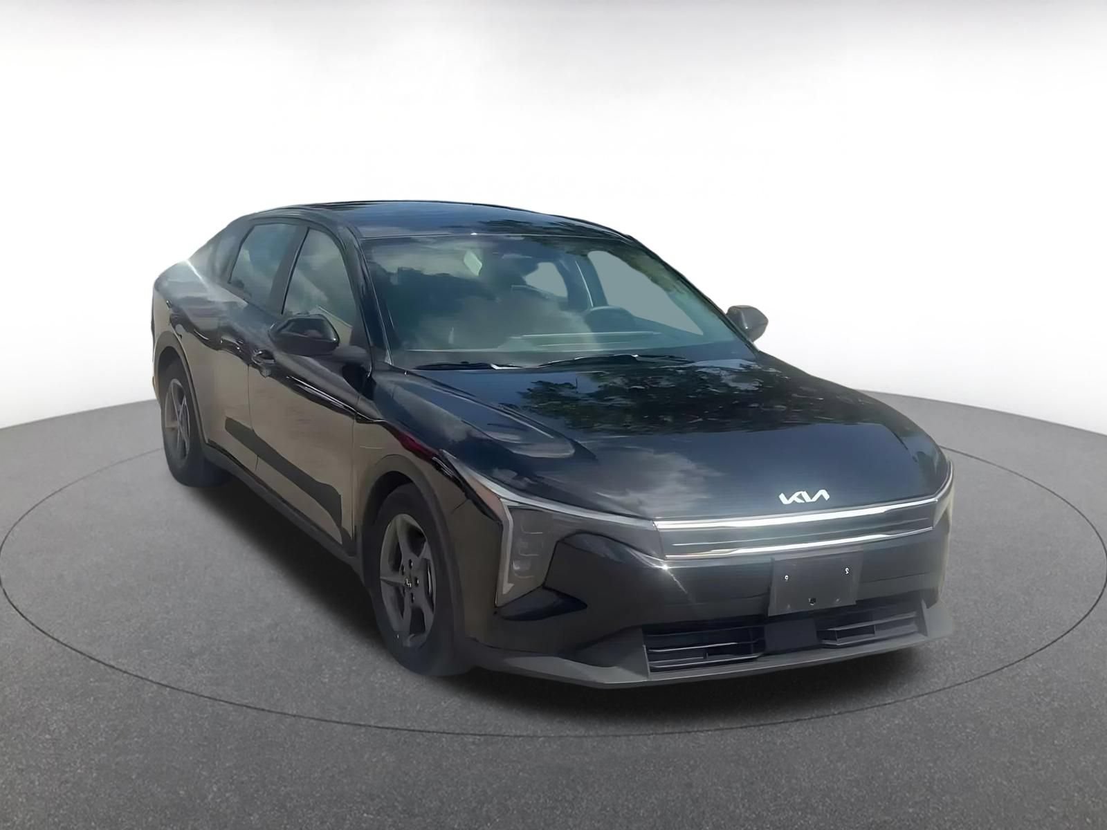 Used 2025 Kia K4 FWD image 3