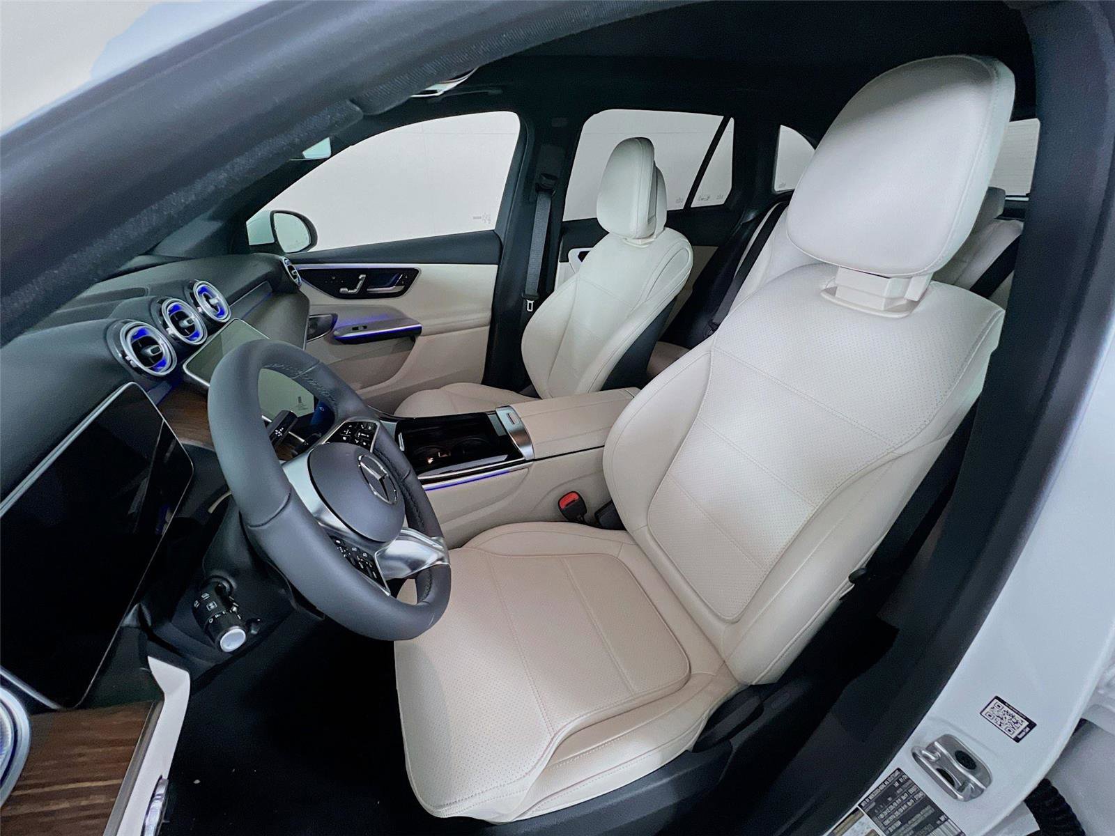 New 2026 Mercedes-Benz GLC 300 4MATIC image 22