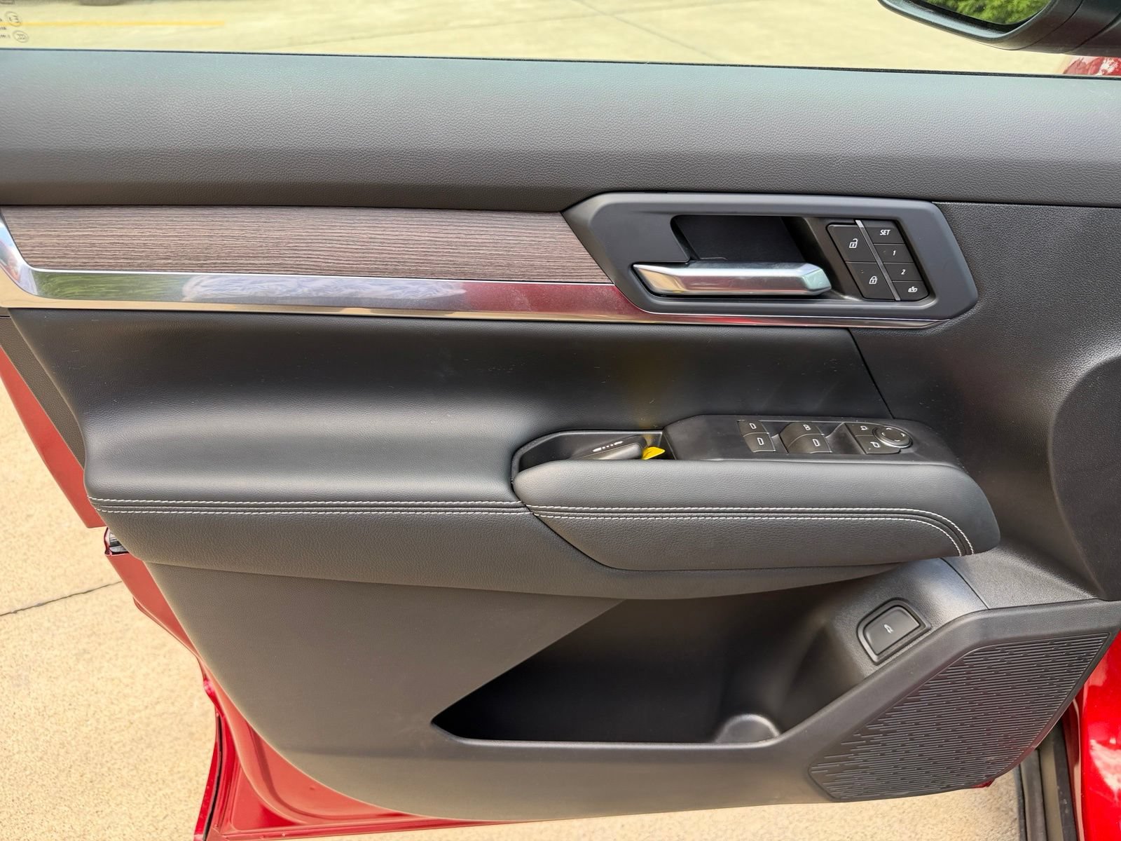 New 2026 GMC Terrain Denali AWD/4WD image 9