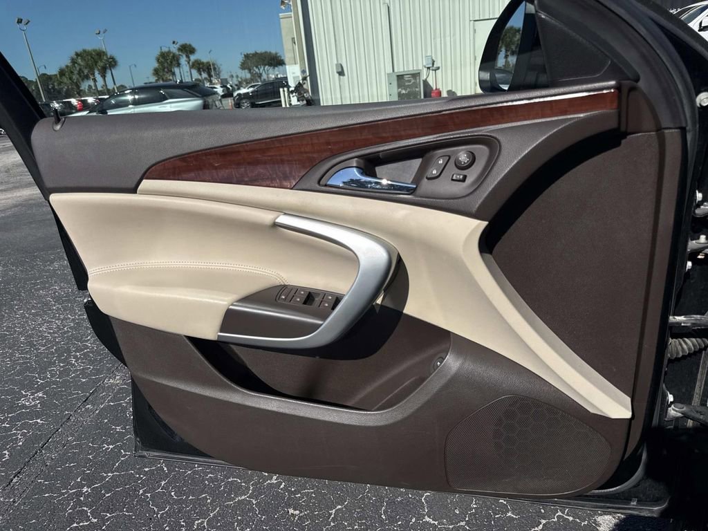 Used 2015 Buick Regal image 18