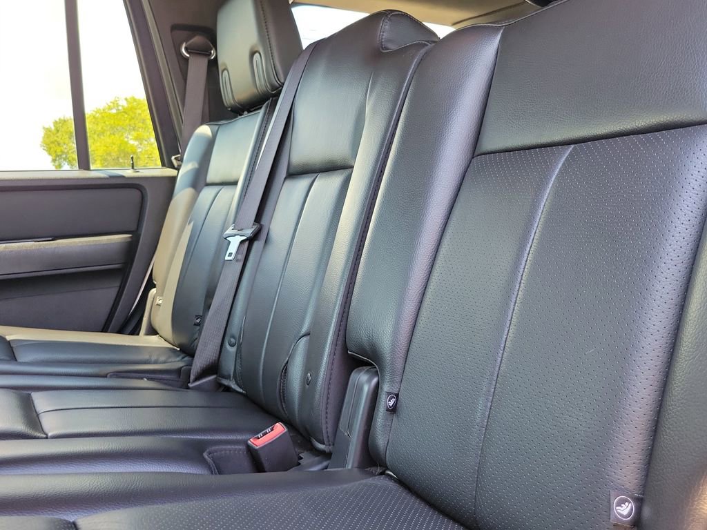 Used 2012 Ford Expedition Limited image 11
