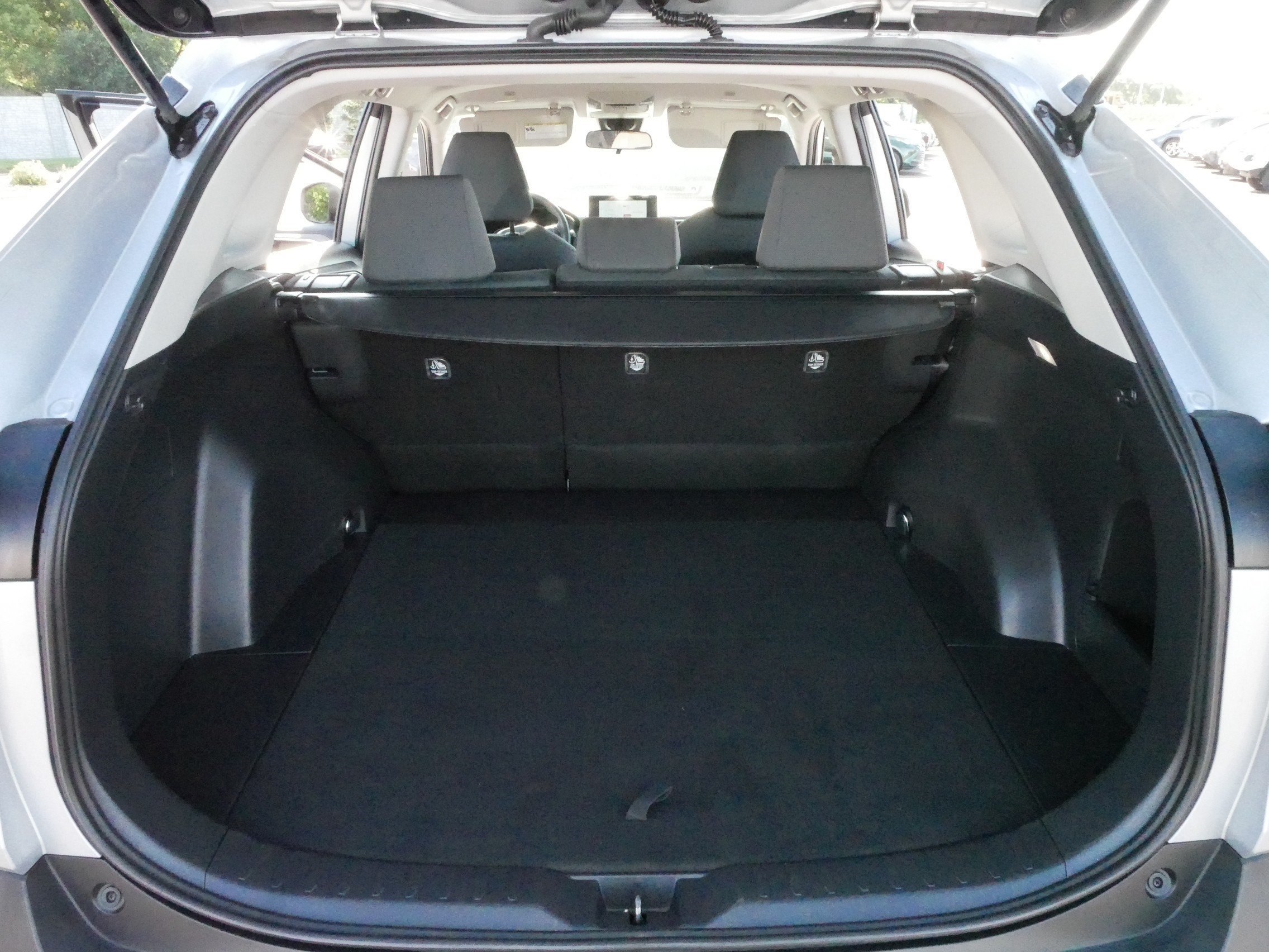 Certified 2025 Toyota RAV4 XLE AWD/4WD image 18
