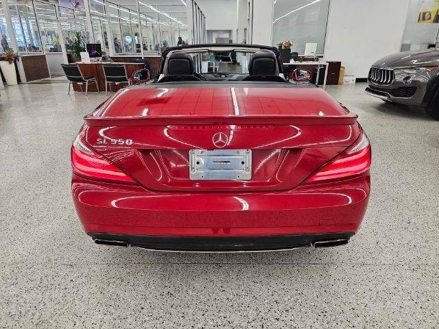 Used 2013 Mercedes-Benz SL 550 image 12
