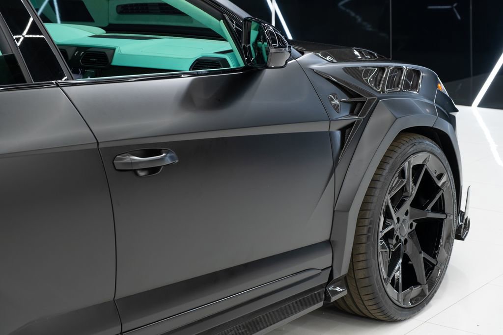 Used 2024 Lamborghini Urus S AWD/4WD image 17