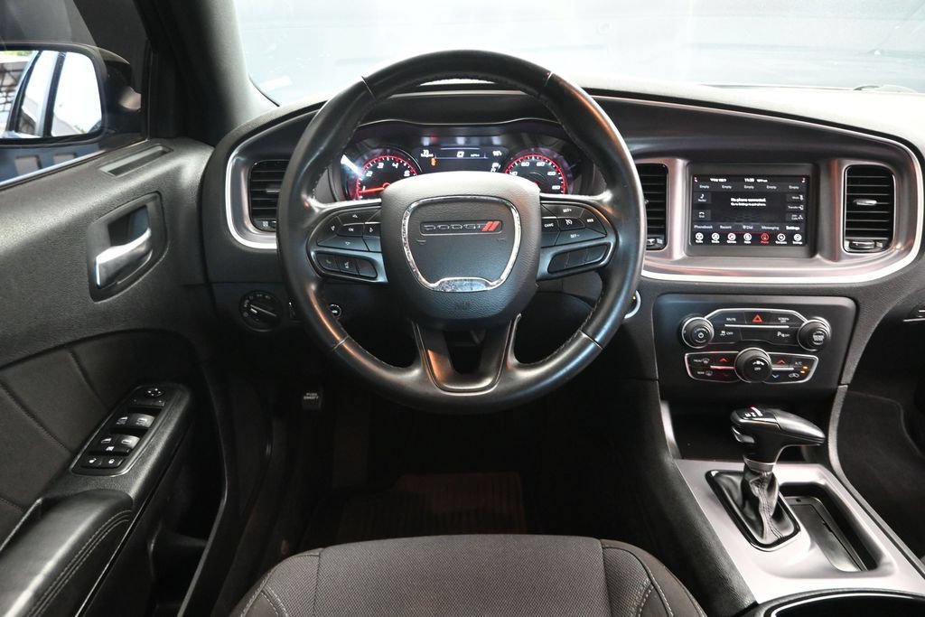 Used 2020 Dodge Charger SXT w/ Blacktop Package RWD image 29