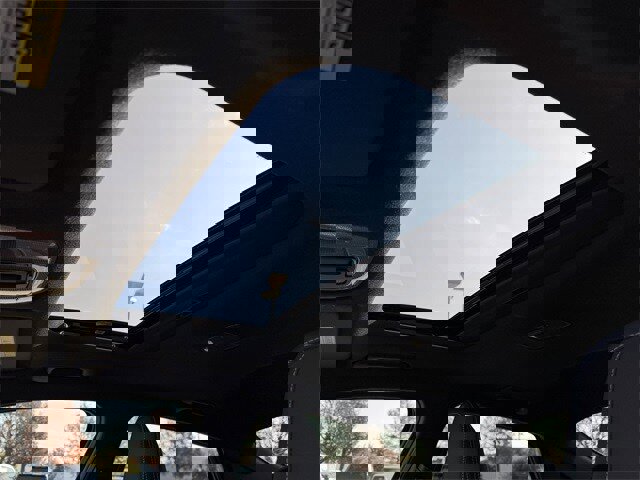 Used 2025 Hyundai Elantra N image 26