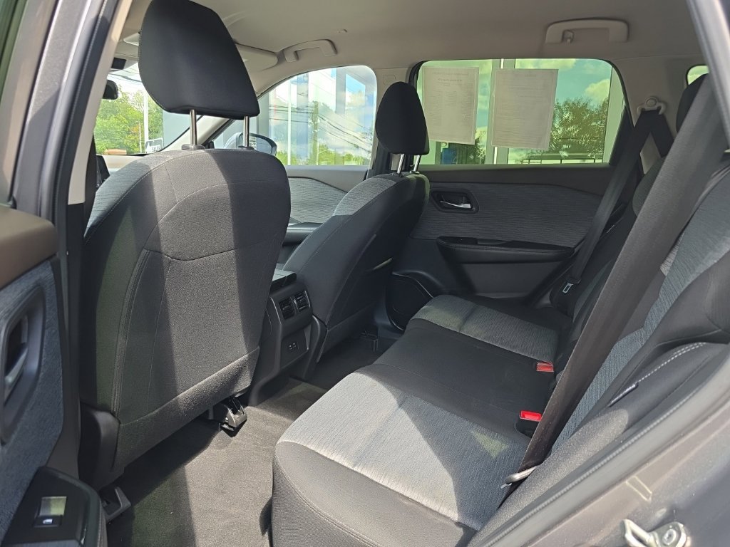 Certified 2023 Nissan Rogue SV AWD/4WD image 11