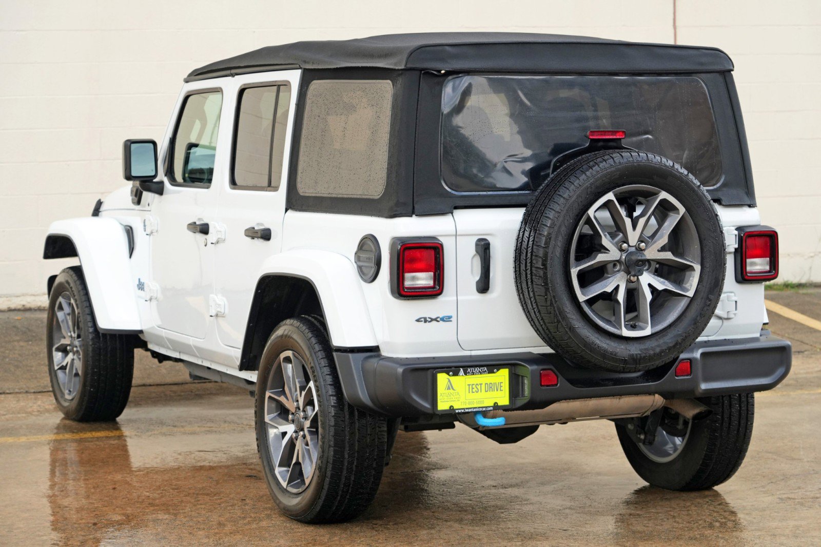 Used 2024 Jeep Wrangler Unlimited AWD/4WD image 49