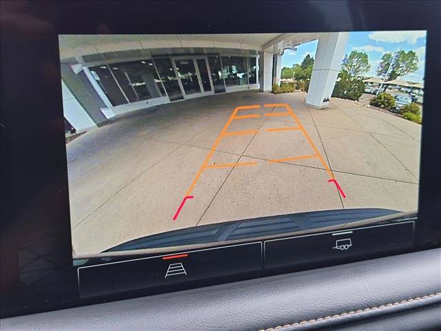 Used 2023 GMC Yukon AT4 AWD/4WD image 14