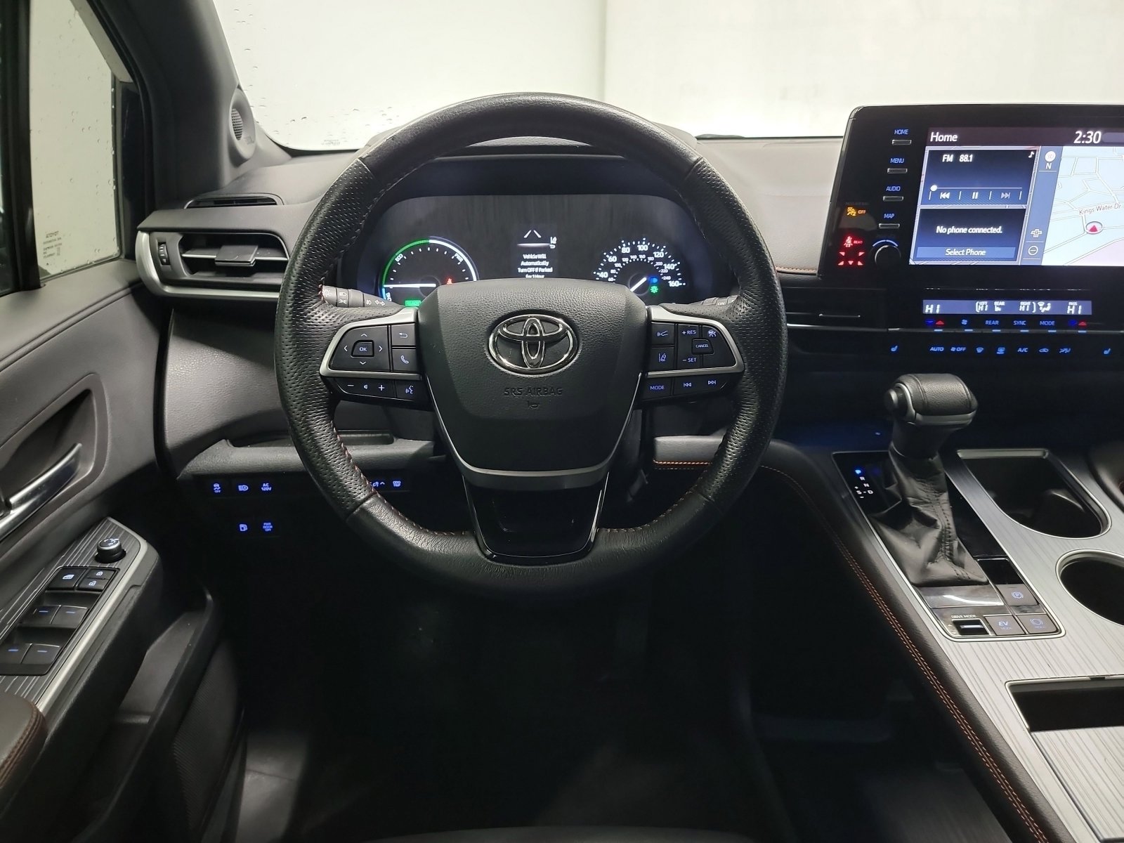 Used 2021 Toyota Sienna XSE w/ XSE Plus Package image 21