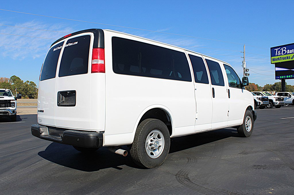Used 2020 Chevrolet Express 3500 LS image 5