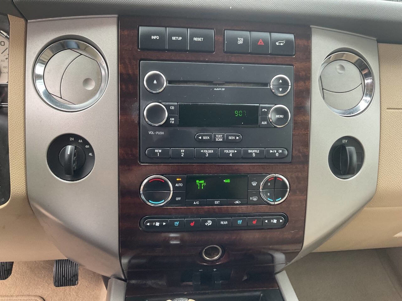 Used 2014 Ford Expedition EL XLT w/ Equipment Group 202A image 17