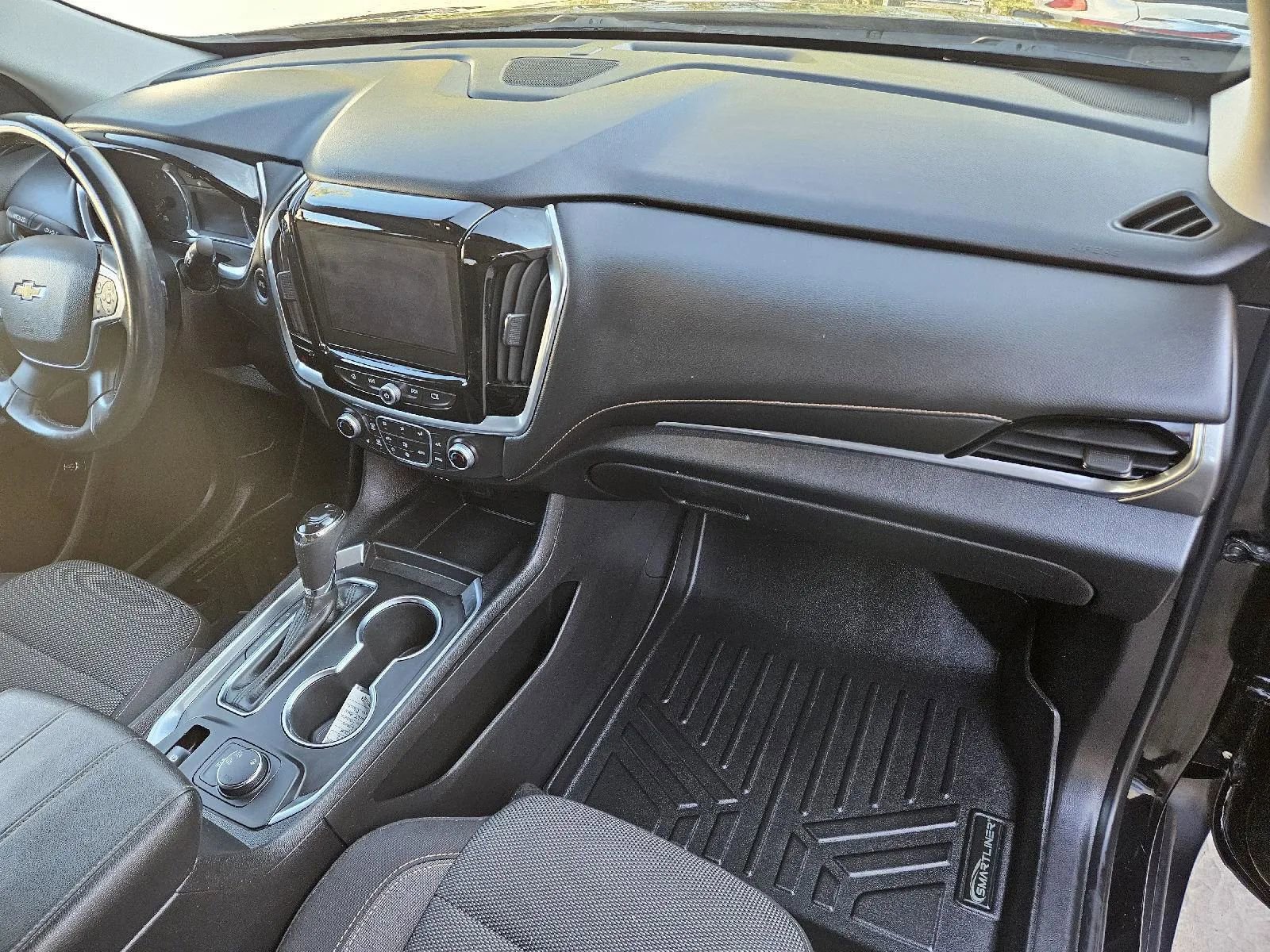 Used 2018 Chevrolet Traverse LT image 14