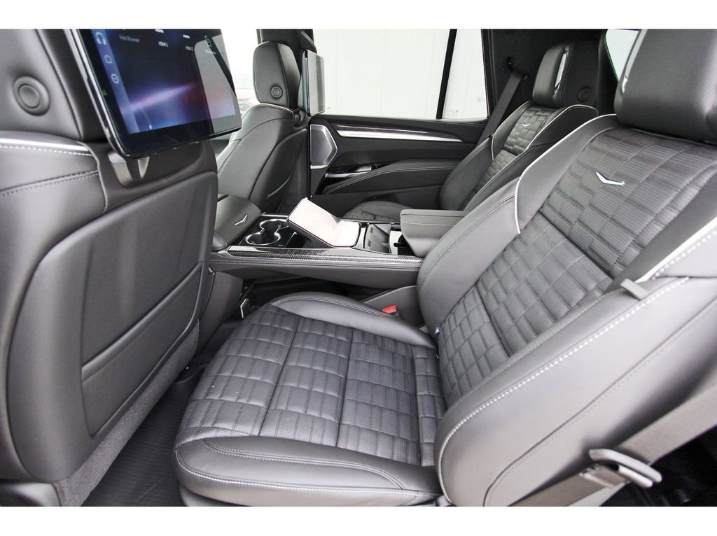 New 2026 Cadillac Escalade V AWD/4WD image 7