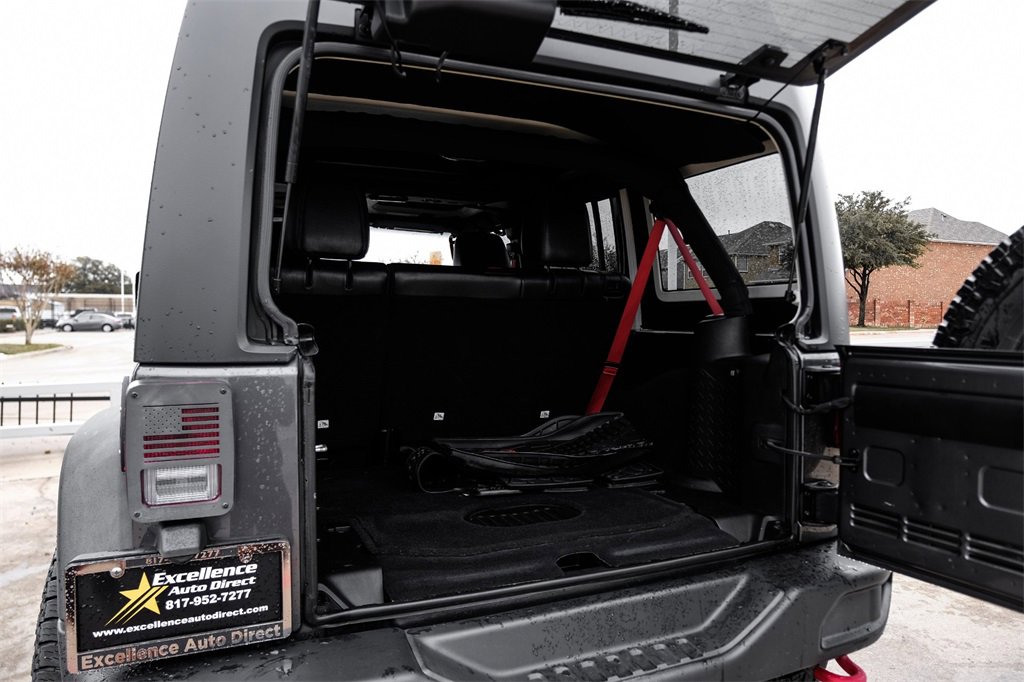 Used 2017 Jeep Wrangler Unlimited Rubicon image 52