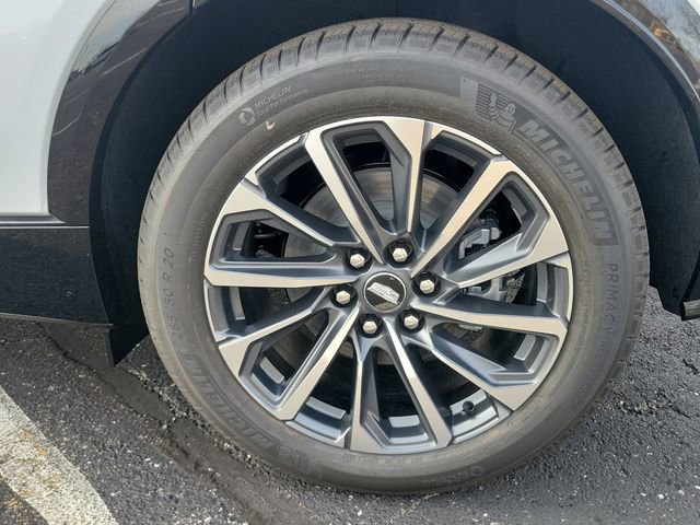 New 2026 Cadillac Lyriq Sport w/ LPO, Floor Liner Package image 7