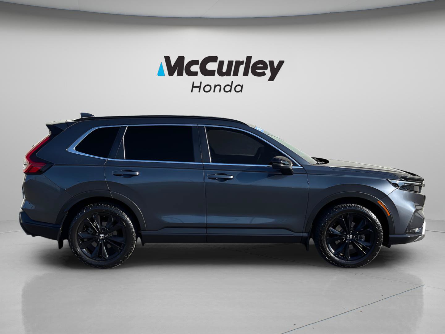 Certified 2023 Honda CR-V Sport Touring image 2