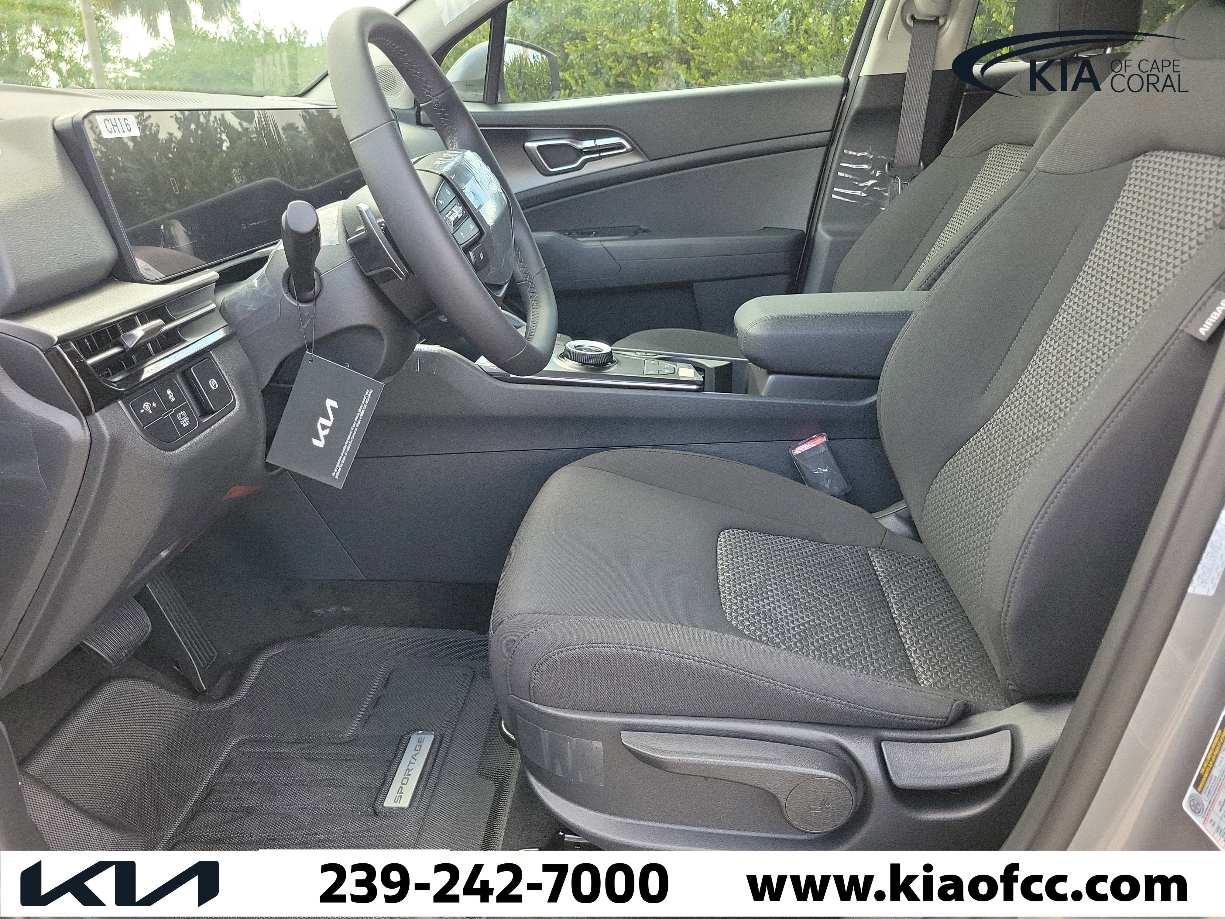 New 2026 Kia Sportage LX FWD image 20