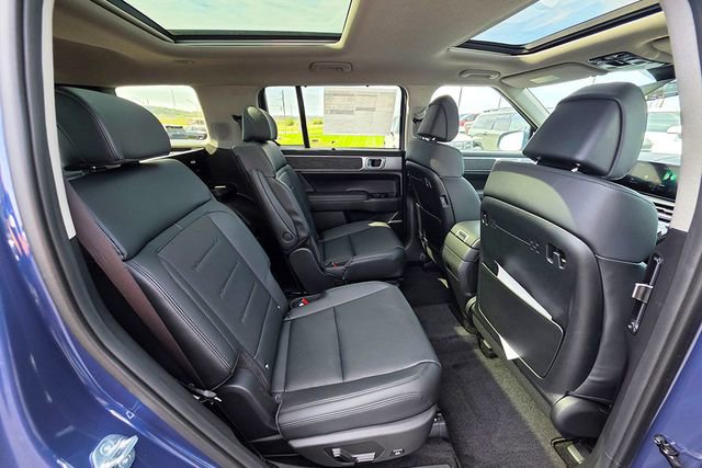 New 2026 Hyundai Santa Fe Limited AWD/4WD image 32