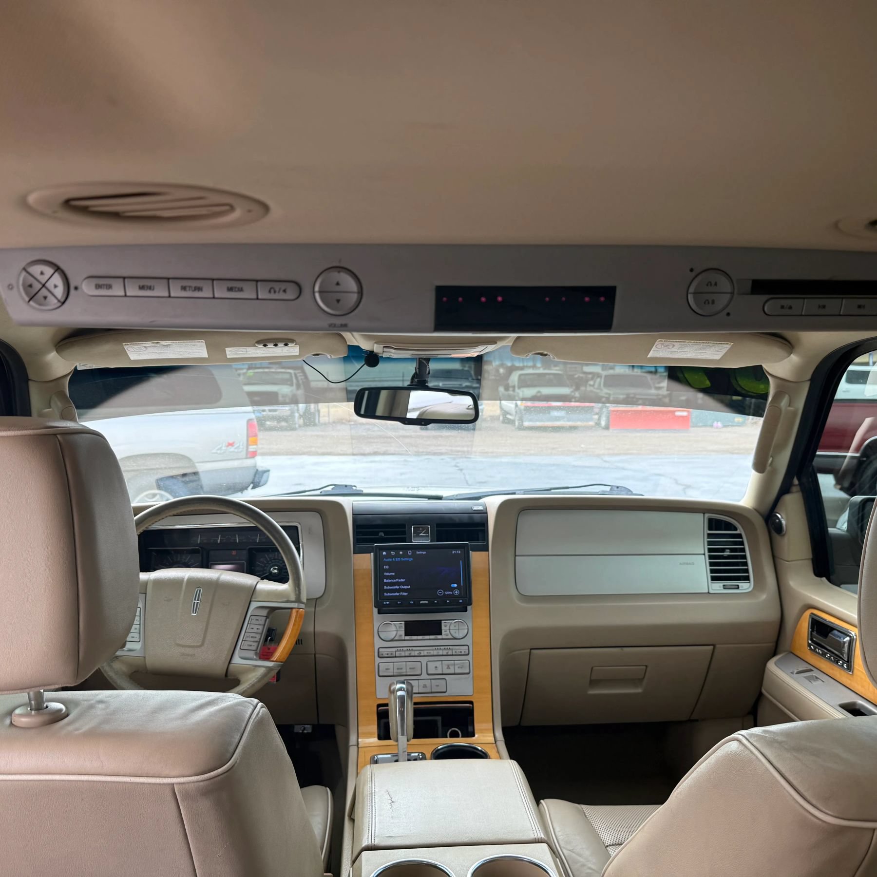 Used 2008 Lincoln Navigator 4WD image 24