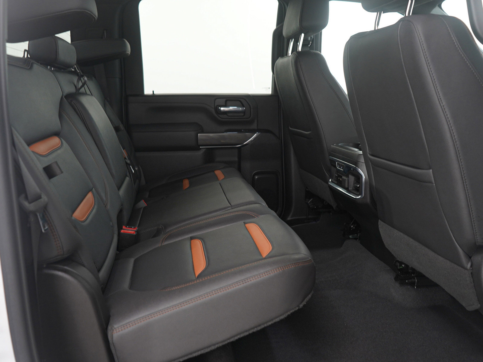 Used 2023 GMC Sierra 2500 AT4 w/ Gooseneck/5TH Wheel Package image 14