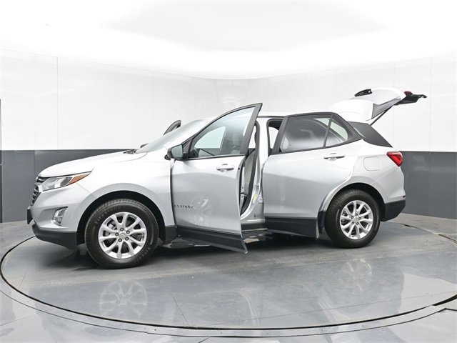 Used 2021 Chevrolet Equinox LS w/ LS Convenience Package image 52