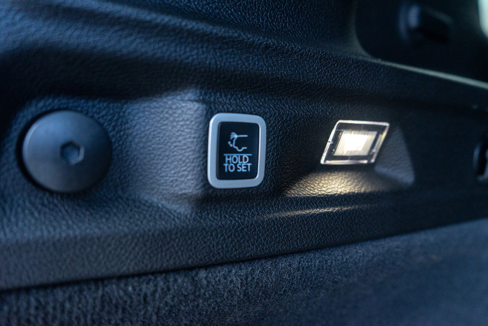 Used 2024 Jeep Grand Cherokee L Overland w/ Trailer Tow Package image 10