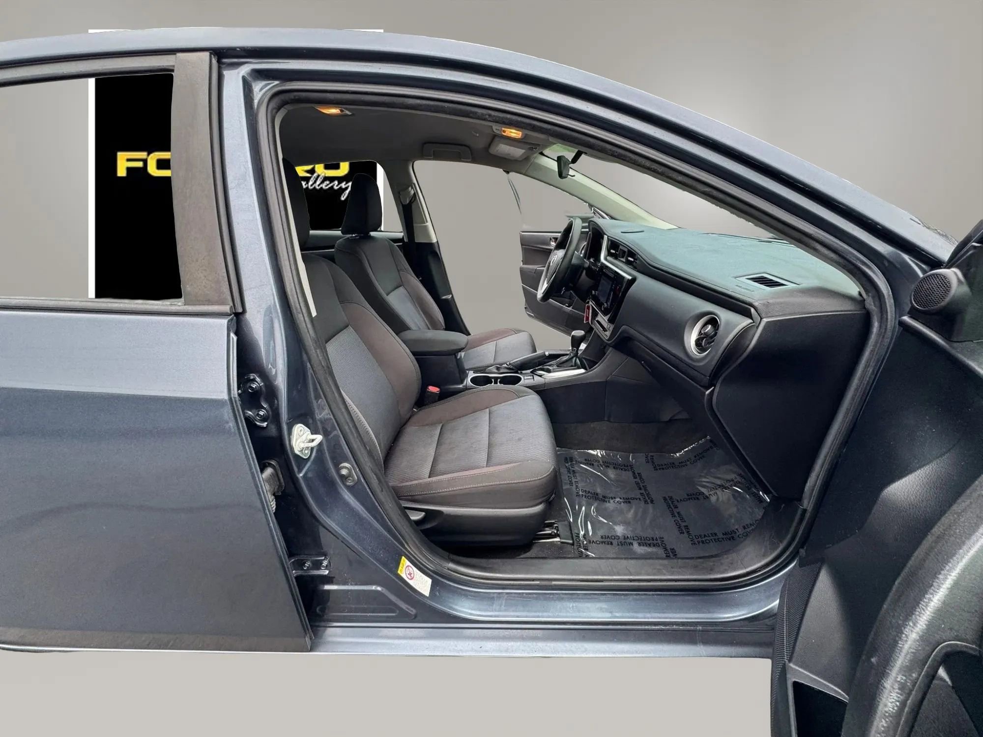Used 2019 Toyota Corolla LE FWD image 15