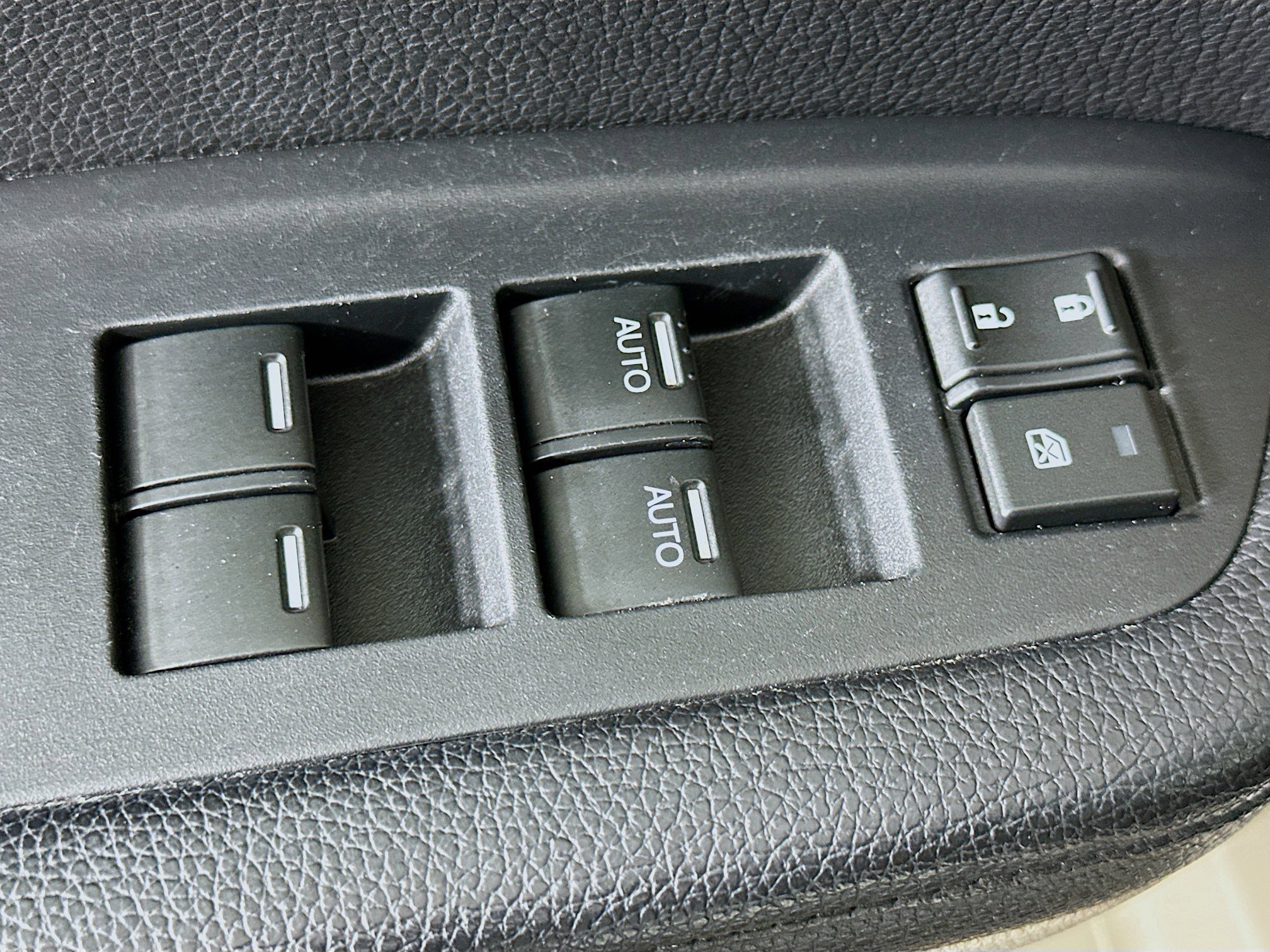 Used 2016 Honda Pilot Elite image 15