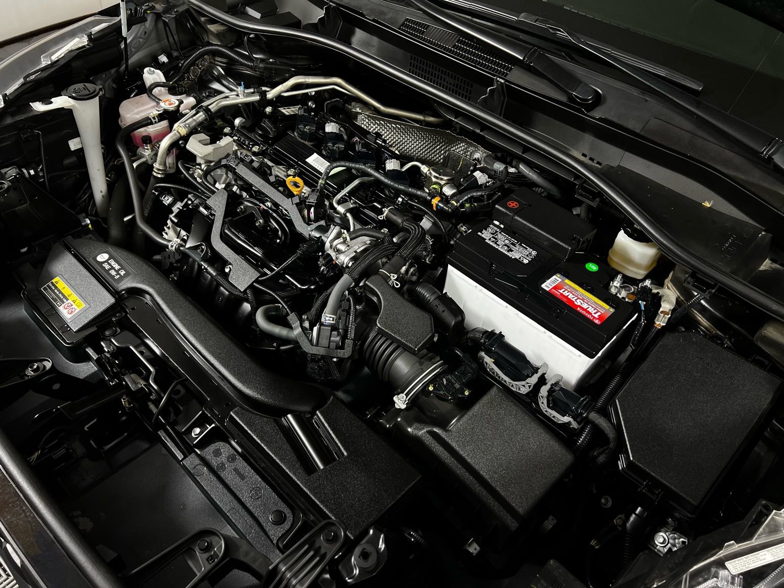 Certified 2024 Toyota Corolla Cross LE w/ Moonroof Package image 11