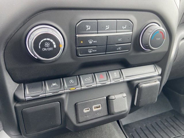 Used 2022 Chevrolet Silverado 1500 Custom image 15