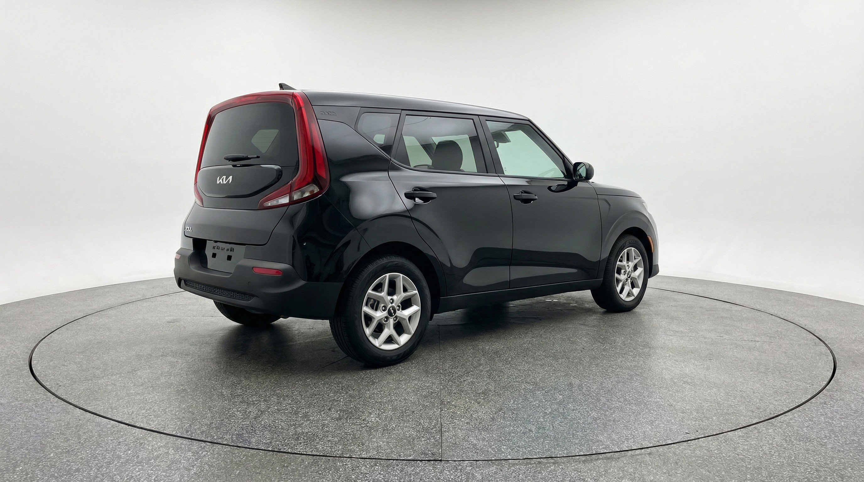 Used 2025 Kia Soul LX w/ LX Technology Package image 9