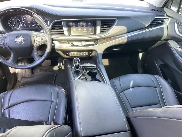 Used 2021 Buick Enclave Avenir w/ Avenir Technology Package image 17