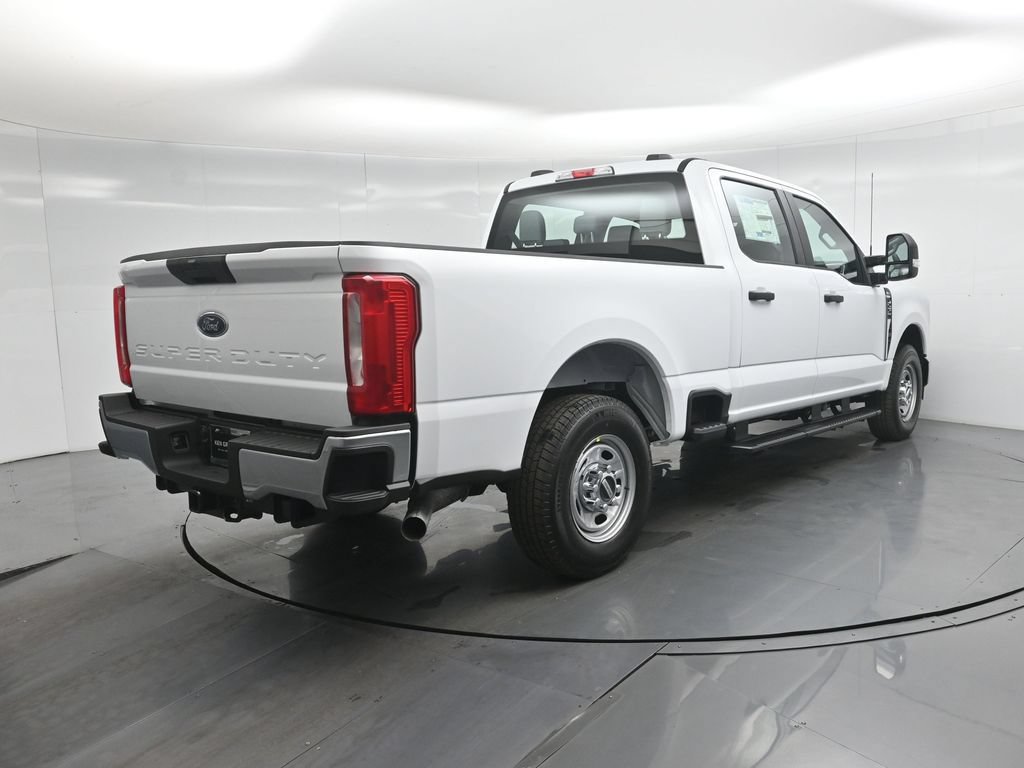 New 2026 Ford F250 XL w/ XL Chrome Package RWD image 24