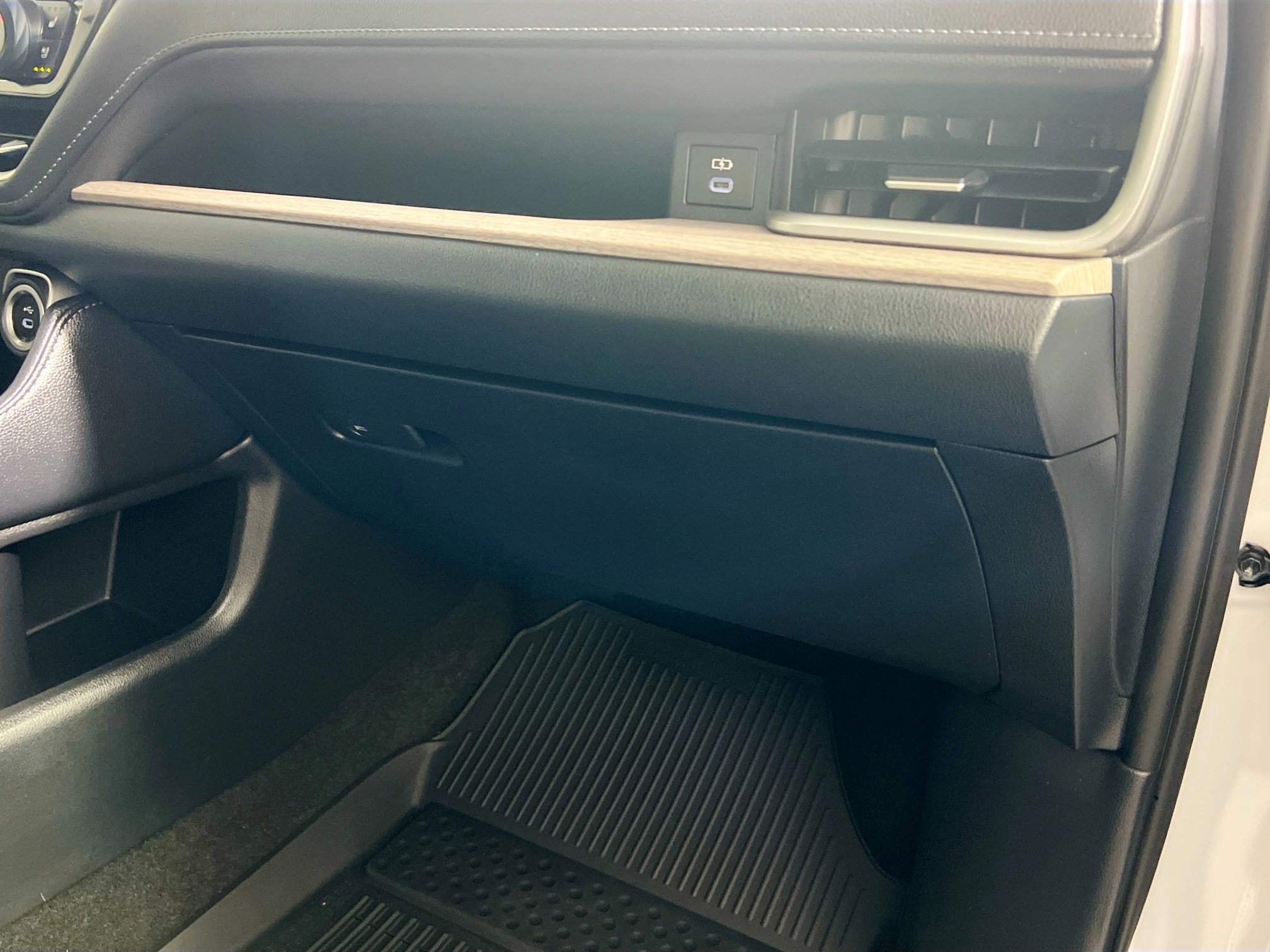 Used 2024 Toyota Grand Highlander Limited image 35