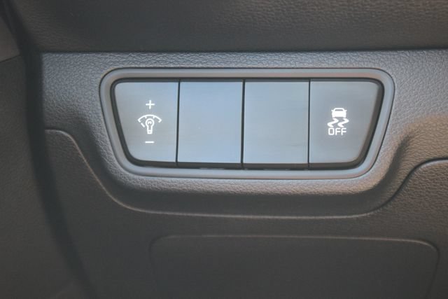 Used 2023 Kia Forte LXS FWD image 17