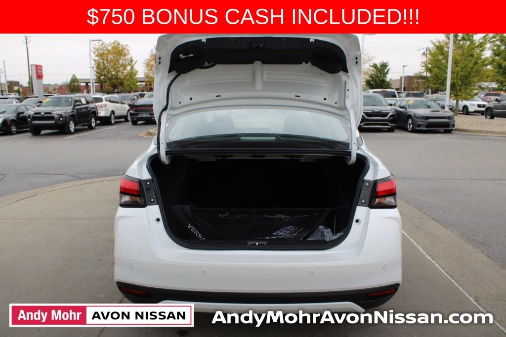 New 2025 Nissan Versa SV w/ Trunk Package image 5