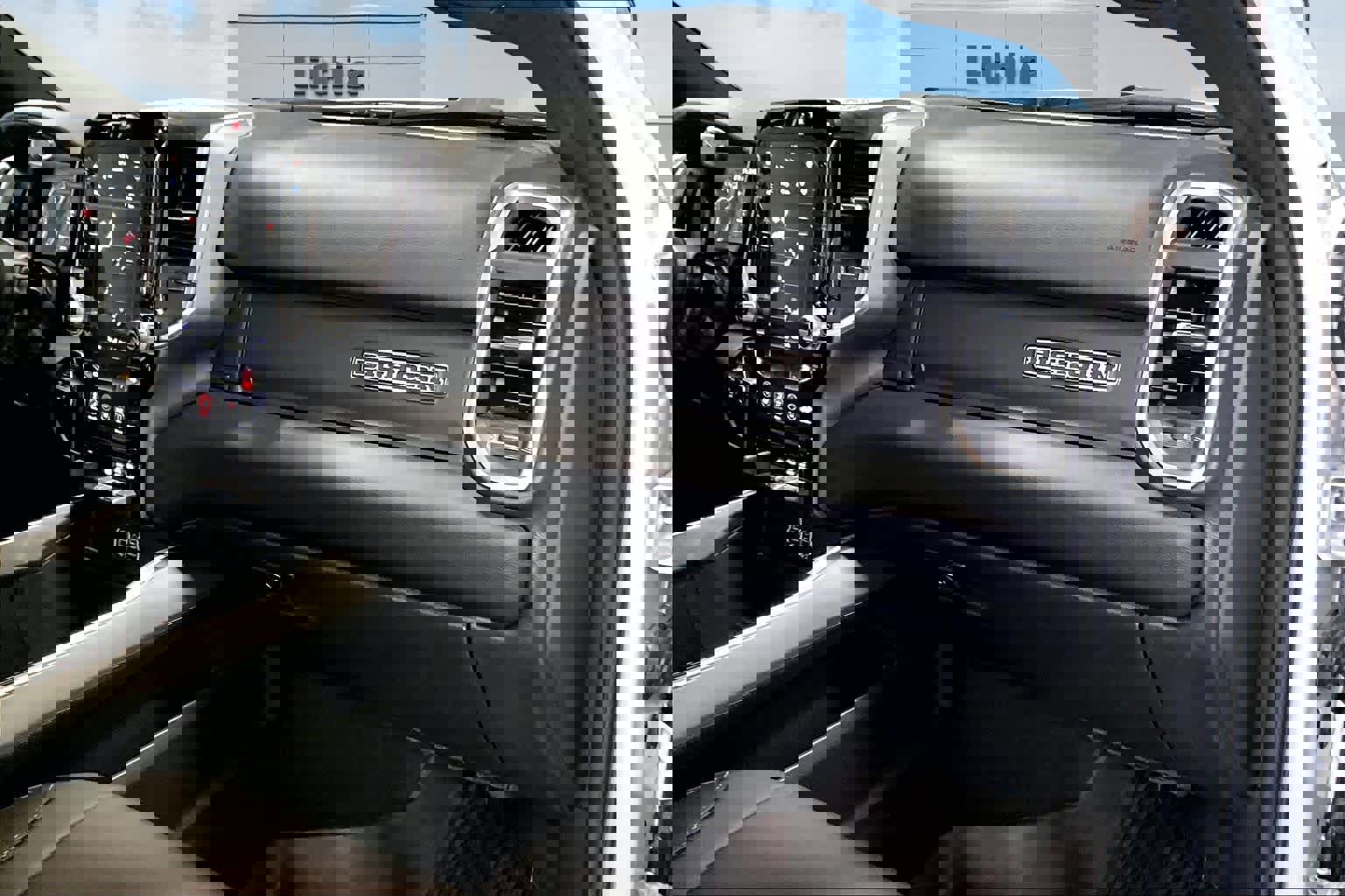 Used 2021 RAM 2500 Big Horn w/ Level 1 Equipment Group image 24