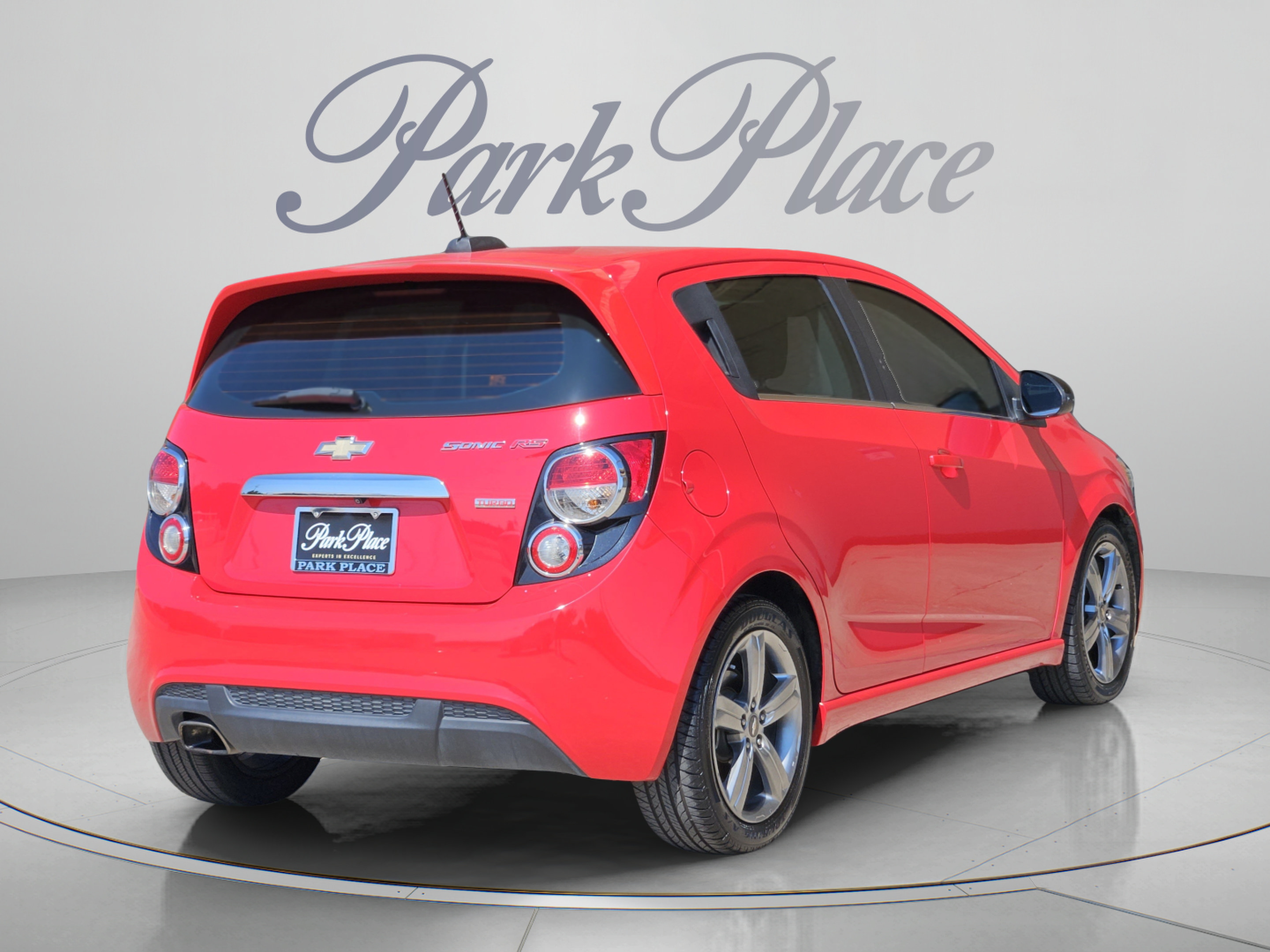Used 2015 Chevrolet Sonic RS w/ Advanced Safety Package FWD image 6