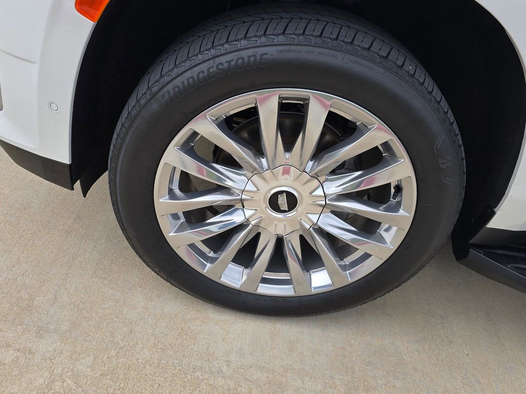 Used 2023 Cadillac Escalade Premium Luxury w/ LPO, Floor Liner Package RWD image 9