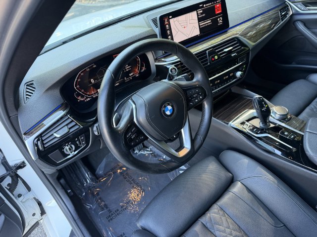 Used 2021 BMW 530i xDrive w/ Convenience Package AWD/4WD image 15