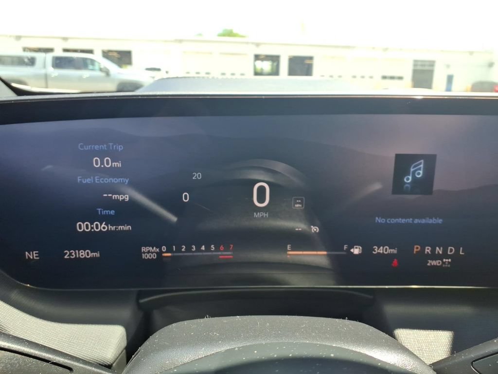 Certified 2026 Buick Enclave Preferred AWD/4WD image 18