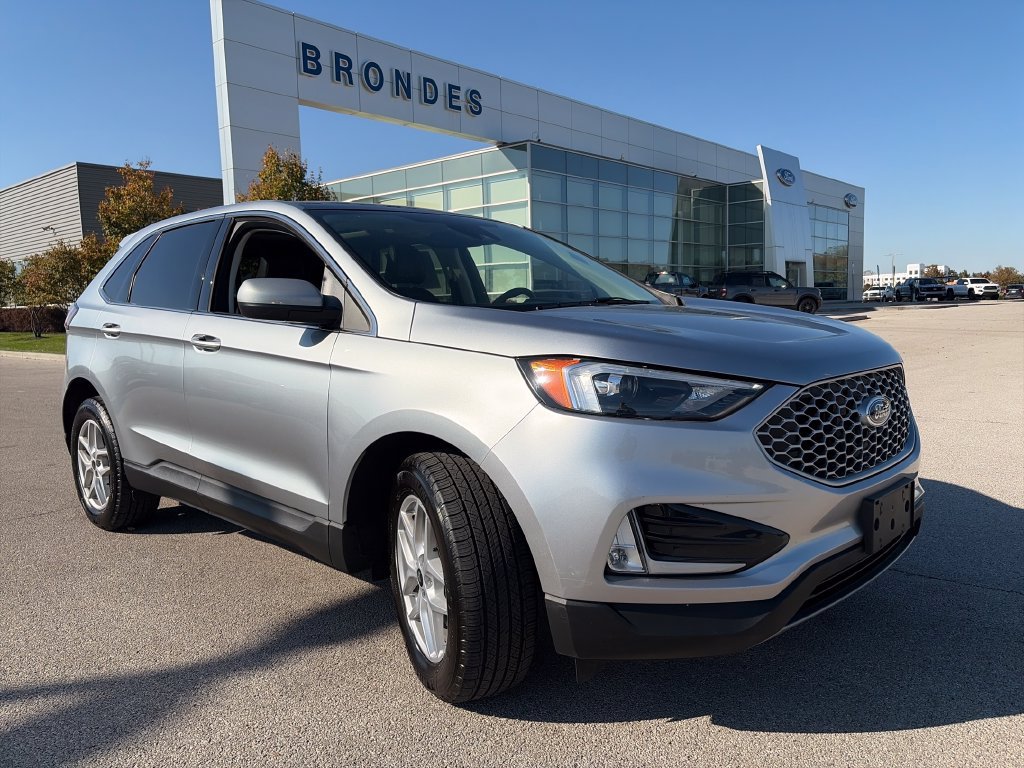Used 2024 Ford Edge SEL w/ Convenience Package