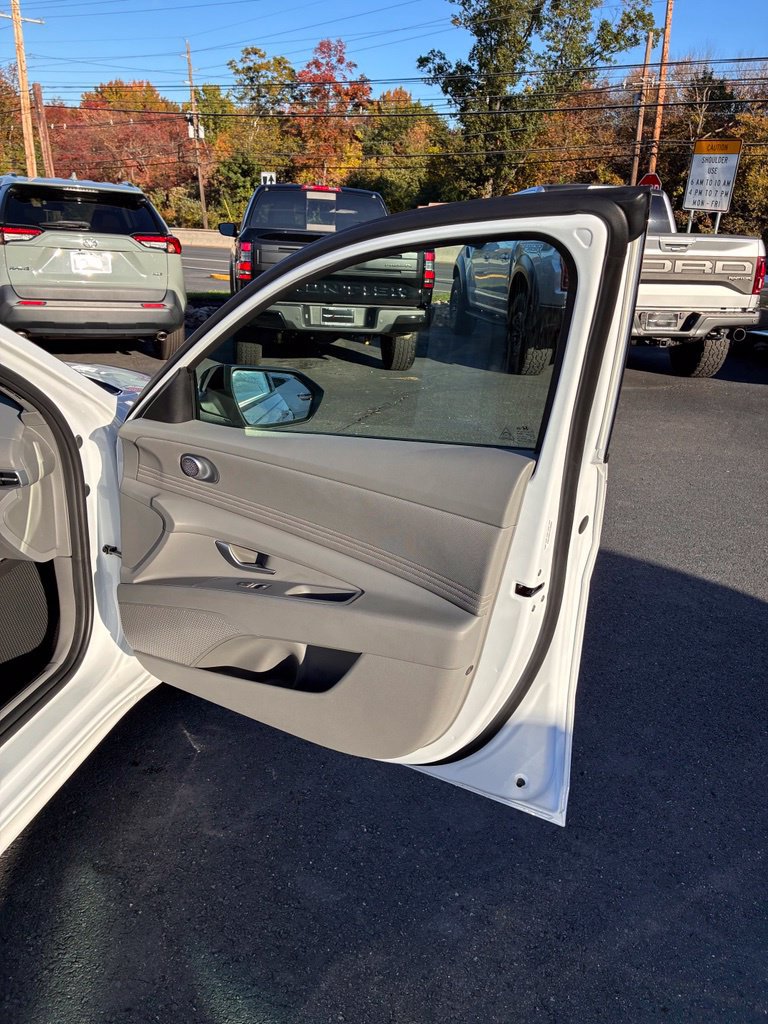 Certified 2026 Hyundai Elantra Sport FWD image 20