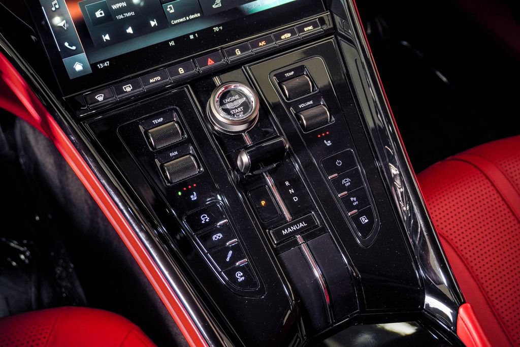 Used 2024 Aston Martin DB12 Coupe image 30